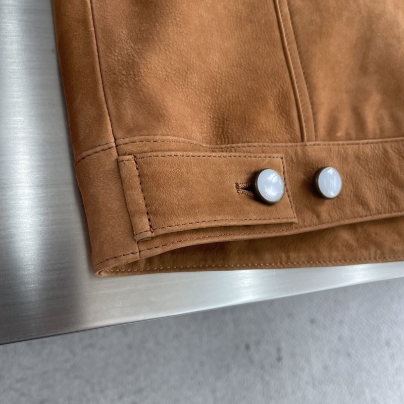 l0vis Vvtt0n outwear